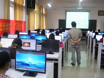 練車時什么態(tài)度，考試時什么運氣！